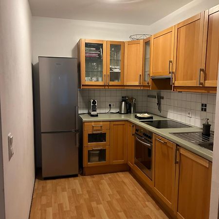 וינה Apartment Mit Logia Und Kleinen Garten In Zentraler Lage 2 מראה חיצוני תמונה